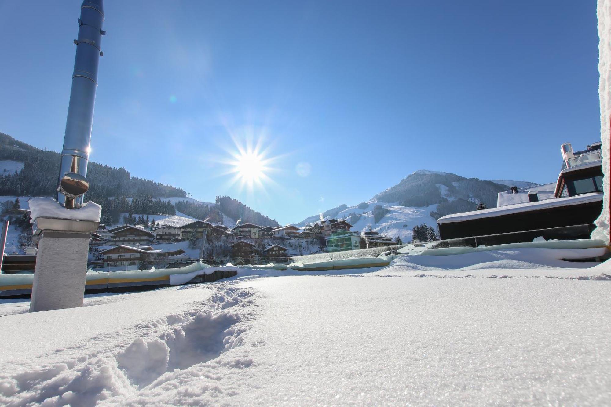 Hotel Sonnberg Saalbach-Hinterglemm Exterior foto